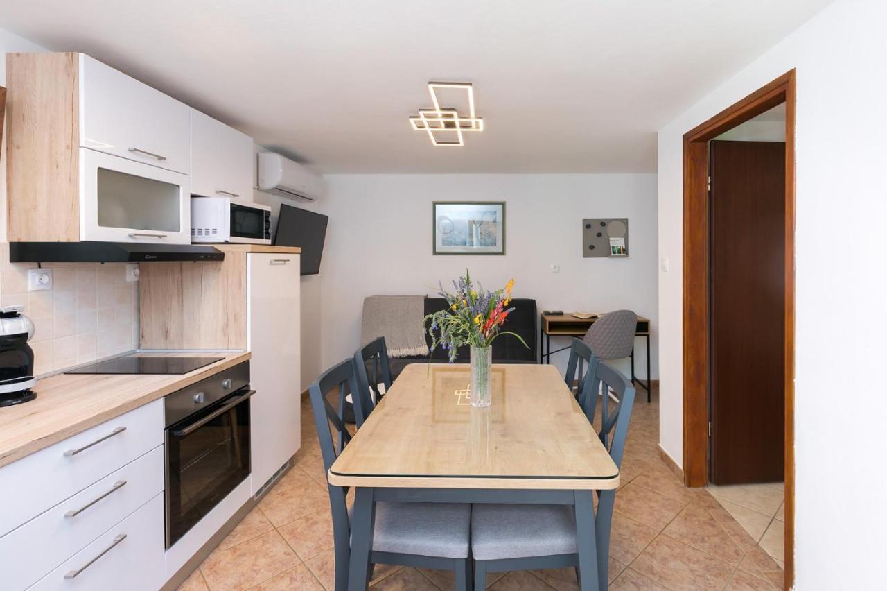 Apartman Lavanda New 2021 Пореч Екстериор снимка
